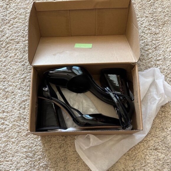 Vince Camuto Black Patent Pump Ankle Strap Block Heel Pointed Toe - Picture 2 of 6